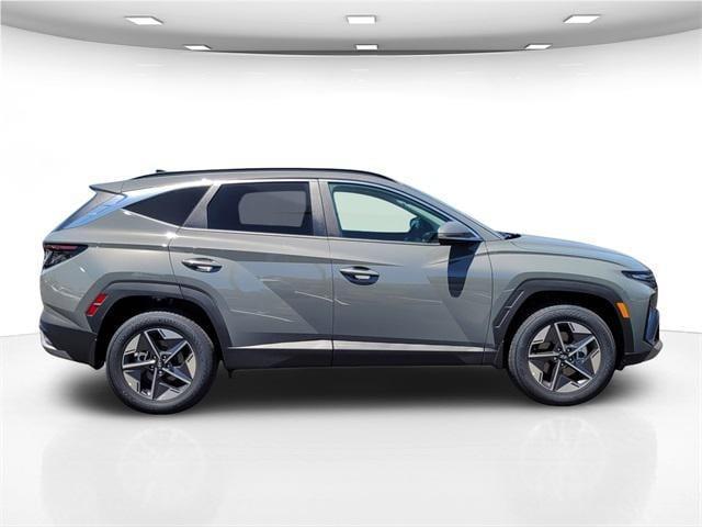 new 2025 Hyundai Tucson car, priced at $34,875