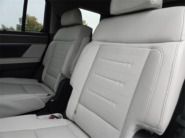 new 2026 Hyundai SANTA FE HEV car