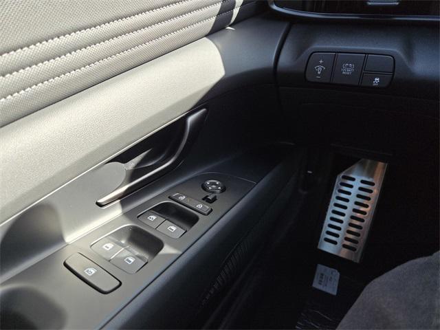 new 2025 Hyundai ELANTRA HEV car, priced at $27,710