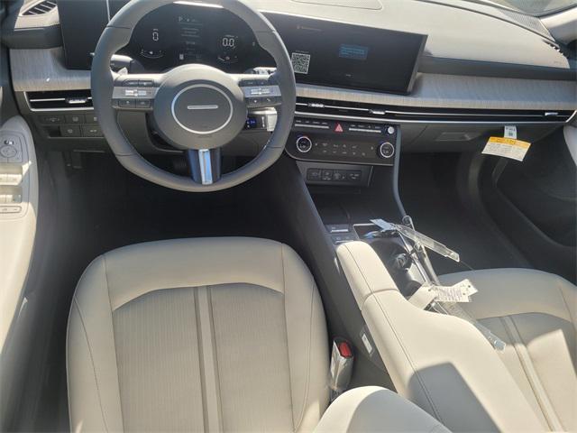 new 2025 Hyundai Sonata Hybrid car, priced at $31,345
