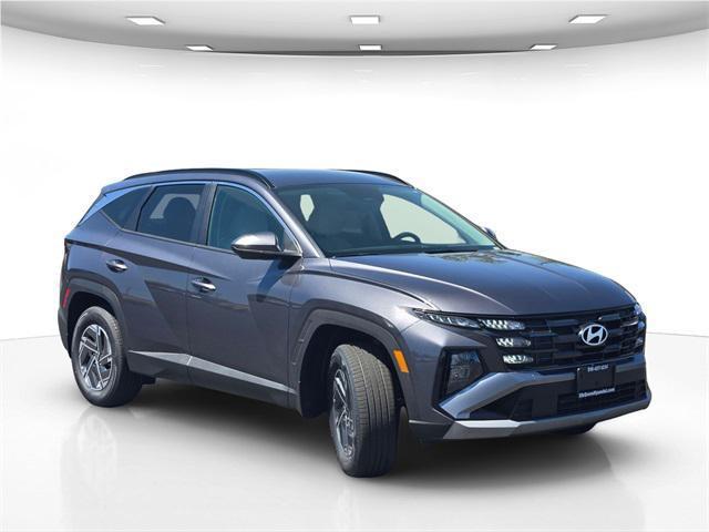 new 2025 Hyundai TUCSON Hybrid car, priced at $35,045