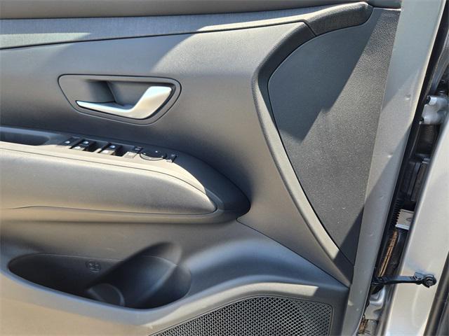 new 2025 Hyundai TUCSON Hybrid car, priced at $37,840