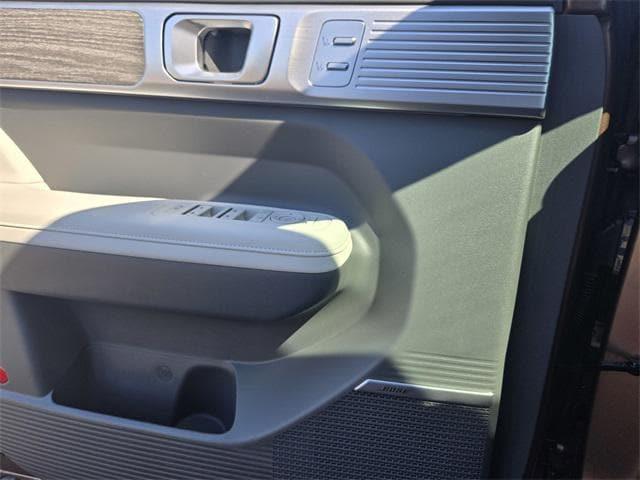 new 2025 Hyundai SANTA FE HEV car, priced at $47,524