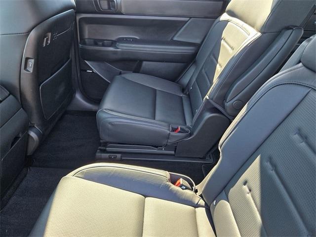 used 2025 Hyundai Santa Fe car, priced at $41,494