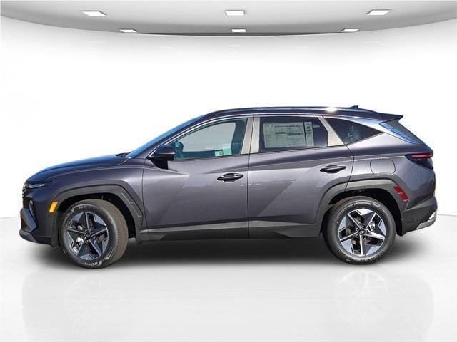 new 2025 Hyundai TUCSON Hybrid car, priced at $37,810