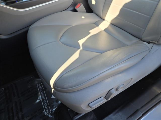 used 2020 Toyota Highlander car, priced at $23,993