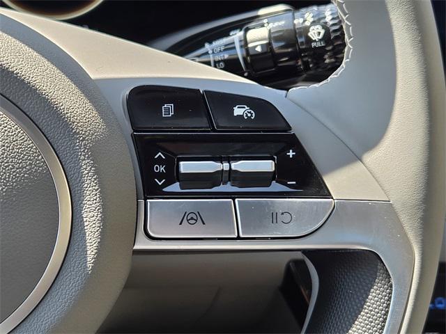 new 2025 Hyundai ELANTRA HEV car, priced at $27,705