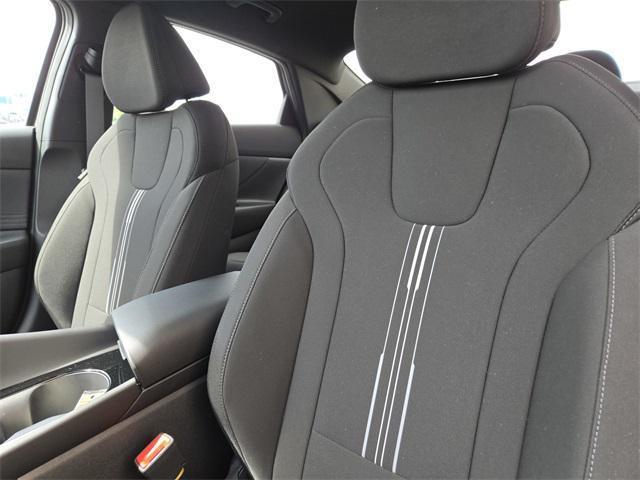 new 2025 Hyundai ELANTRA HEV car, priced at $27,590