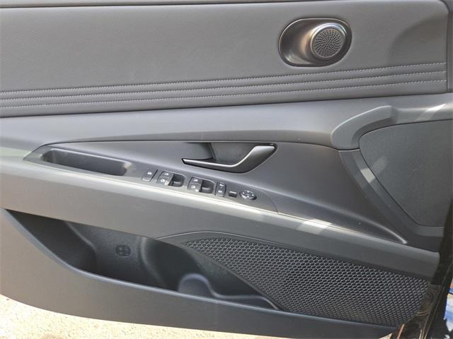 new 2025 Hyundai ELANTRA HEV car, priced at $27,590