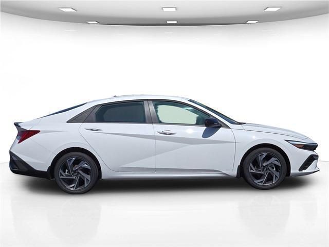 new 2025 Hyundai ELANTRA HEV car, priced at $28,090