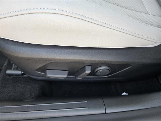 new 2025 Hyundai Elantra car, priced at $27,340