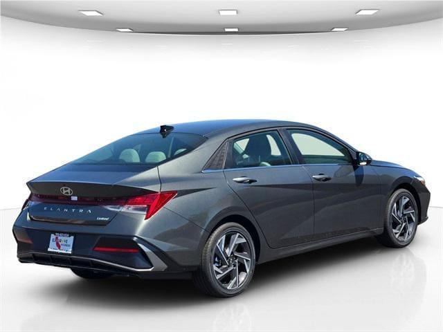 new 2025 Hyundai Elantra car, priced at $27,340