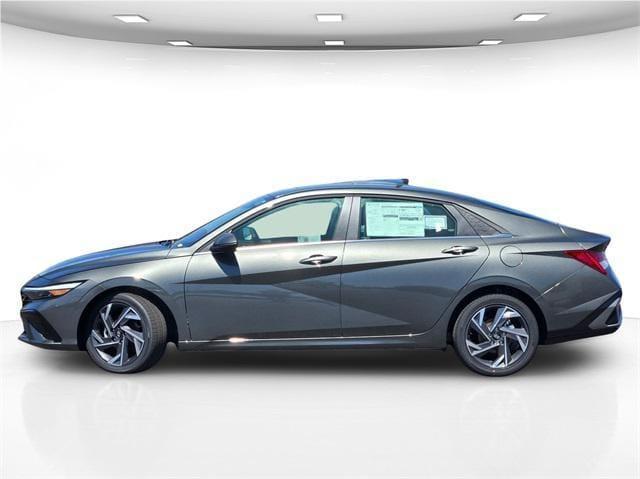 new 2025 Hyundai Elantra car, priced at $27,340