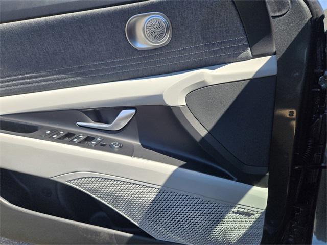 new 2025 Hyundai Elantra car, priced at $27,340