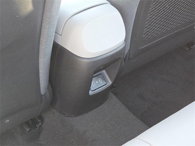 new 2025 Hyundai Elantra car, priced at $27,840