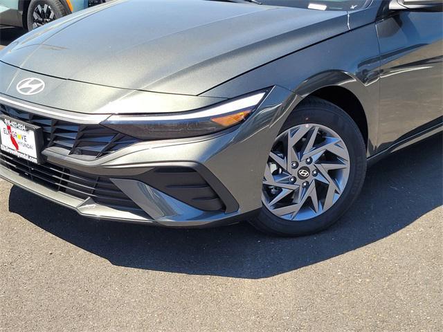 new 2025 Hyundai ELANTRA HEV car, priced at $25,735