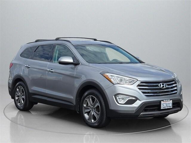 used 2014 Hyundai Santa Fe car, priced at $9,492