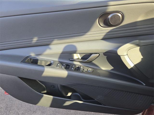 new 2025 Hyundai ELANTRA HEV car, priced at $28,210