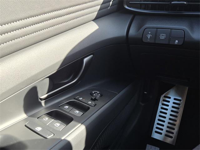 new 2025 Hyundai ELANTRA HEV car, priced at $28,090
