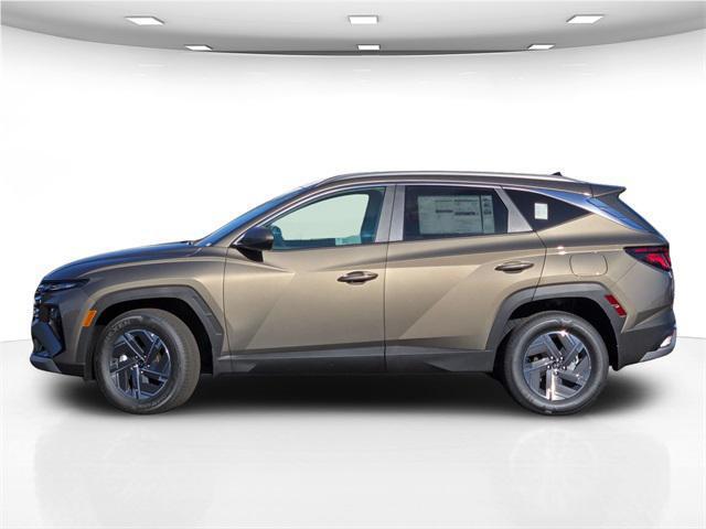 new 2025 Hyundai TUCSON Hybrid car, priced at $35,190