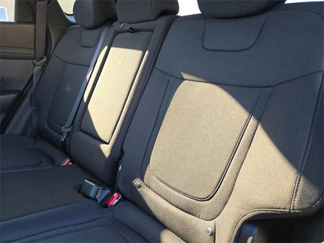 new 2025 Hyundai TUCSON Hybrid car, priced at $35,190