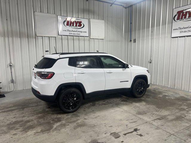 new 2025 Jeep Compass car, priced at $30,900