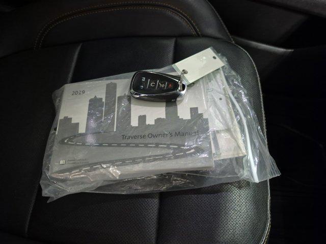 used 2019 Chevrolet Traverse car, priced at $21,887