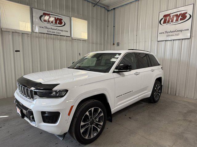 used 2023 Jeep Grand Cherokee car, priced at $37,998