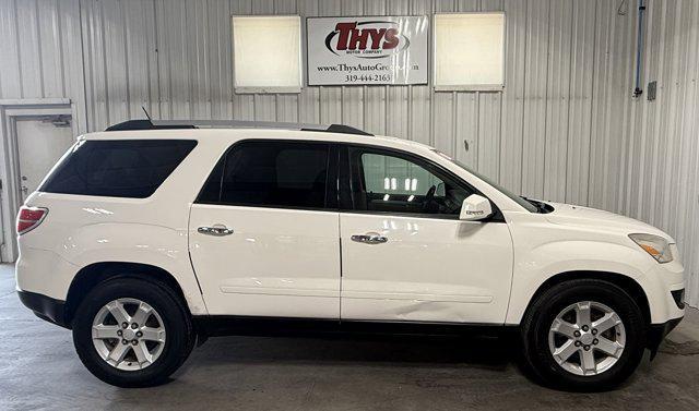 used 2010 Saturn Outlook car, priced at $3,295