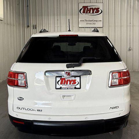 used 2010 Saturn Outlook car, priced at $3,295