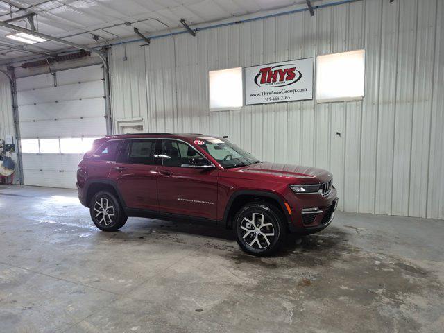 new 2025 Jeep Grand Cherokee car, priced at $43,983