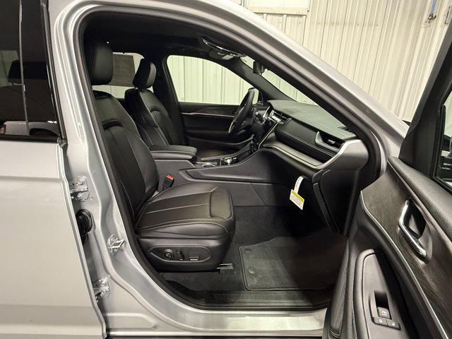 new 2025 Jeep Grand Cherokee L car, priced at $50,990