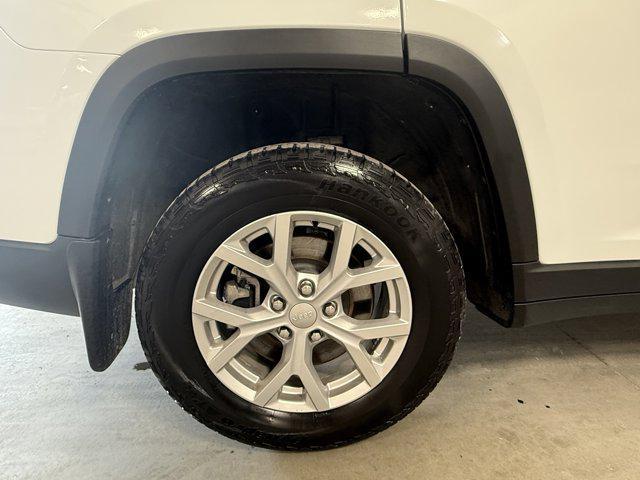 used 2023 Jeep Grand Cherokee L car, priced at $27,500