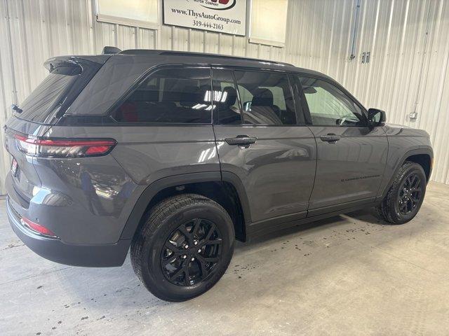 new 2024 Jeep Grand Cherokee car, priced at $43,199