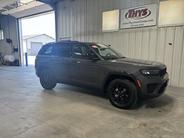 new 2024 Jeep Grand Cherokee car, priced at $43,199