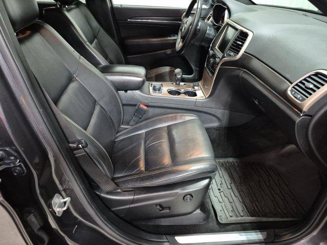 used 2015 Jeep Grand Cherokee car, priced at $13,998