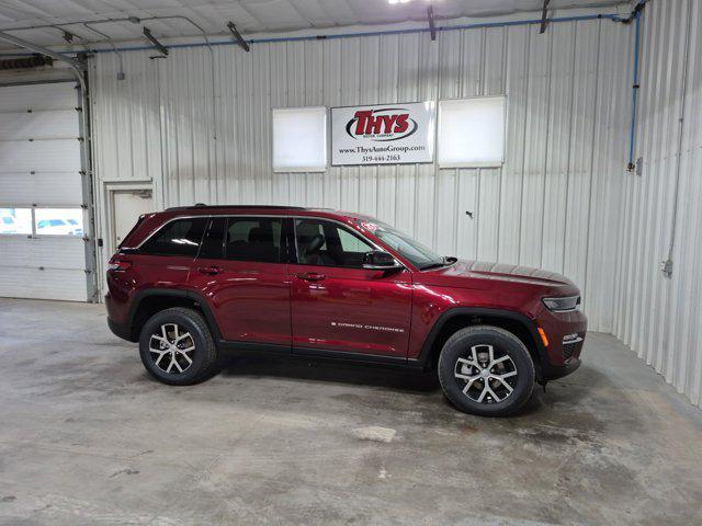 new 2025 Jeep Grand Cherokee car, priced at $43,990