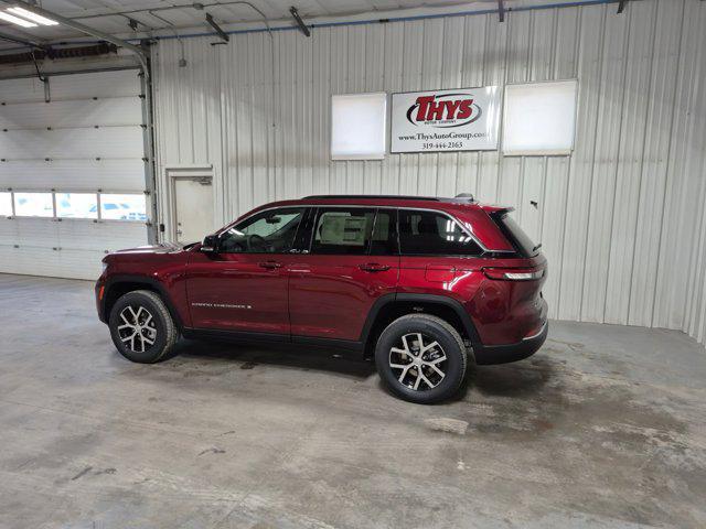 new 2025 Jeep Grand Cherokee car, priced at $43,990