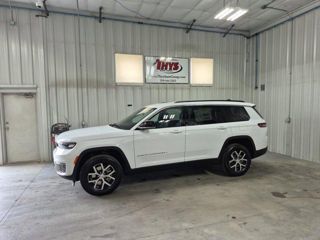 new 2025 Jeep Grand Cherokee L car, priced at $44,990