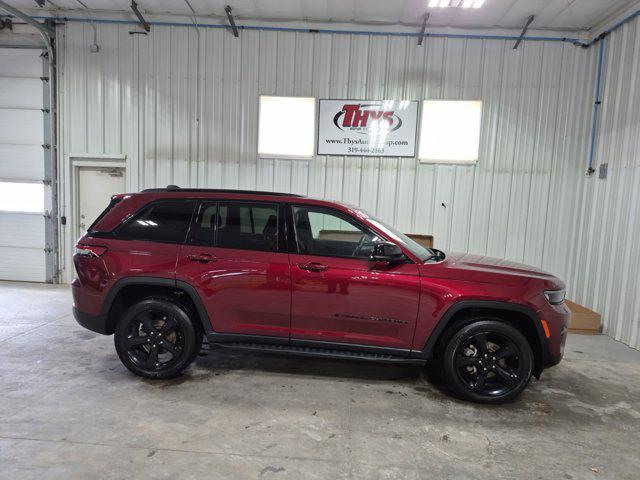 used 2023 Jeep Grand Cherokee car, priced at $33,499