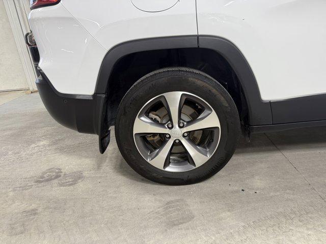 used 2022 Jeep Cherokee car, priced at $27,158