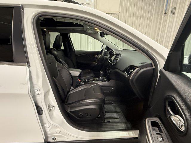 used 2022 Jeep Cherokee car, priced at $27,158