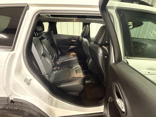 used 2022 Jeep Cherokee car, priced at $27,158