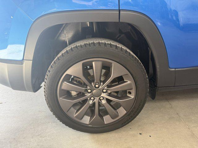 used 2021 Jeep Cherokee car, priced at $19,497