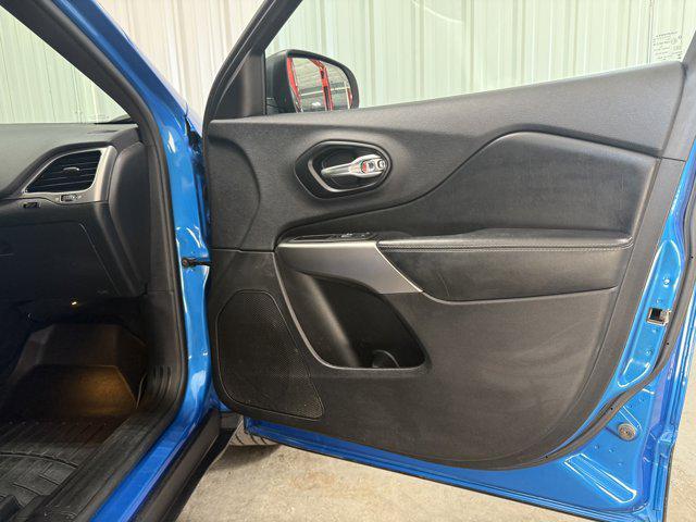 used 2021 Jeep Cherokee car, priced at $19,497