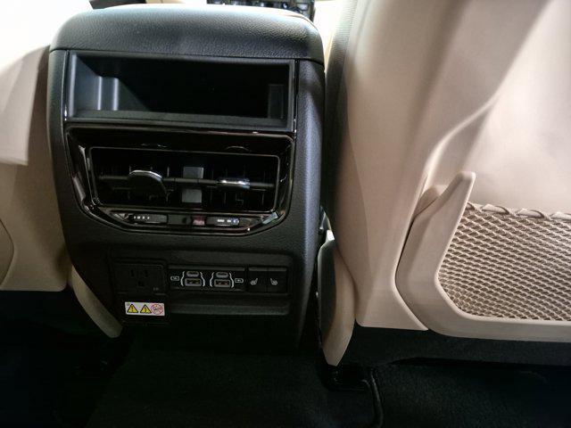 new 2025 Jeep Grand Cherokee car, priced at $44,436