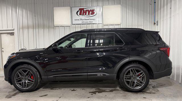 used 2025 Ford Explorer car, priced at $40,699