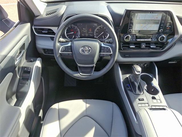 used 2022 Toyota Highlander car, priced at $39,245