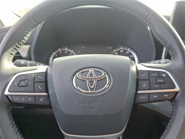 used 2024 Toyota Highlander car, priced at $41,222