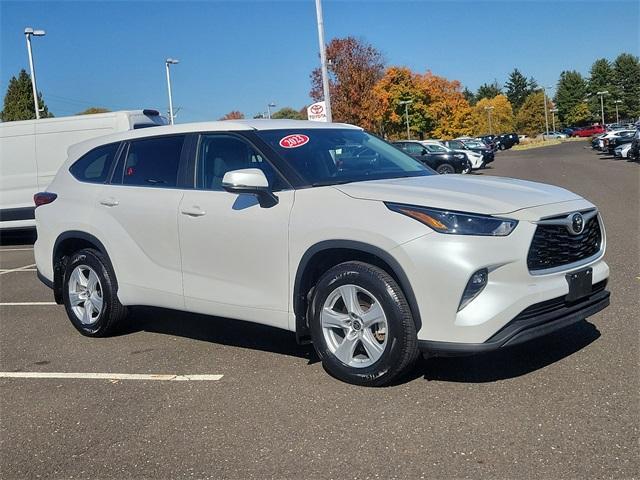 used 2023 Toyota Highlander car, priced at $37,441